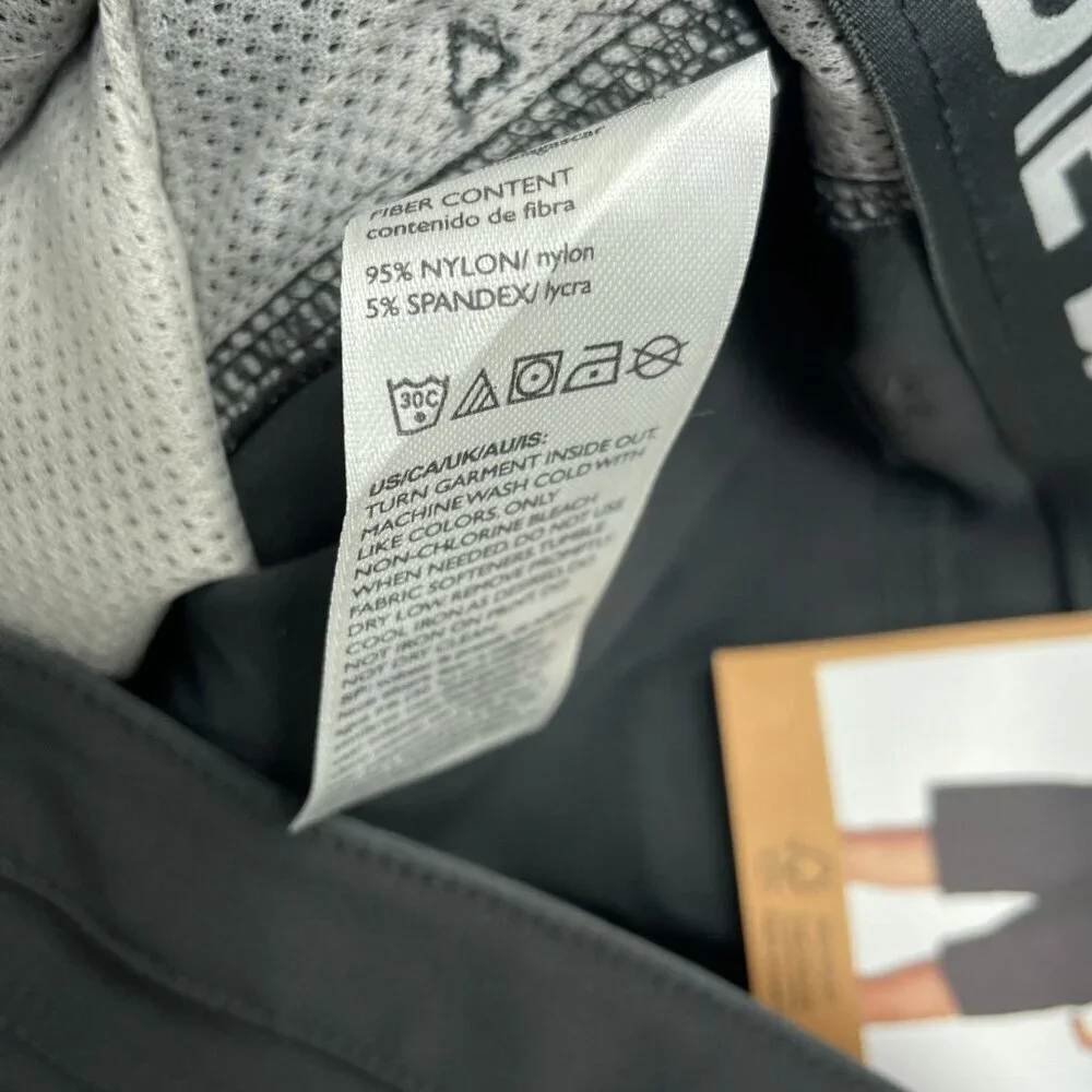 NEW Eddie Bauer Men's Size 34 Rainier 10" Tech Shorts Black Cargo Outdoor - Picture 5 of 7